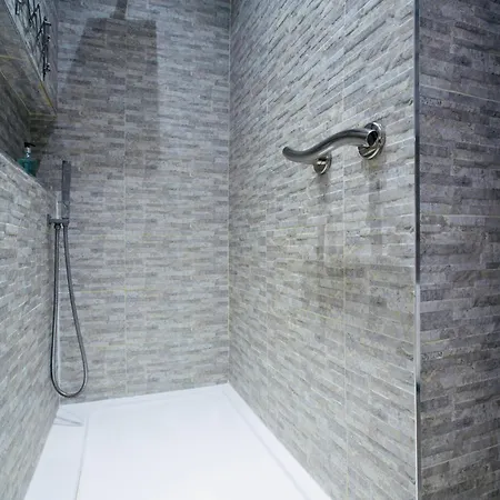 Harrogate Holiday Apartments - Courtyard Mews - Garden Exterior photo